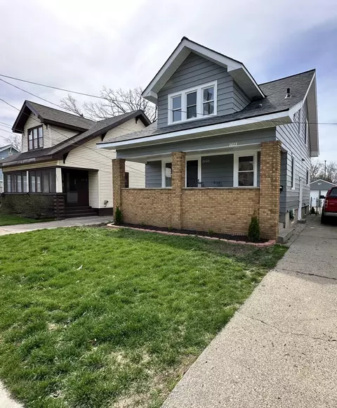 2023 Denwood Ave SW, Wyoming, MI 49509