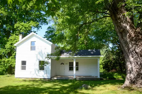 2316 58th St, Fennville, MI 49408