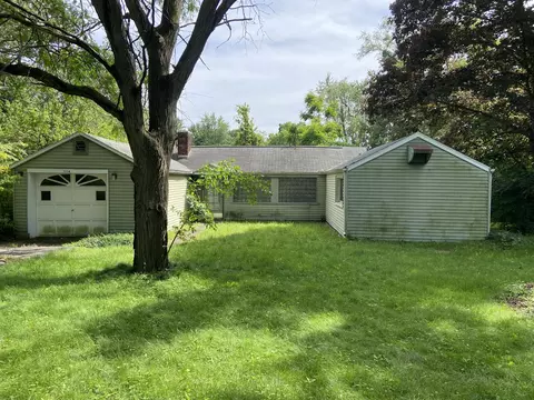 1114 Scott St, Niles, MI 49120