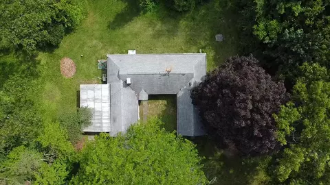 1114 Scott St, Niles, MI 49120 photo 6