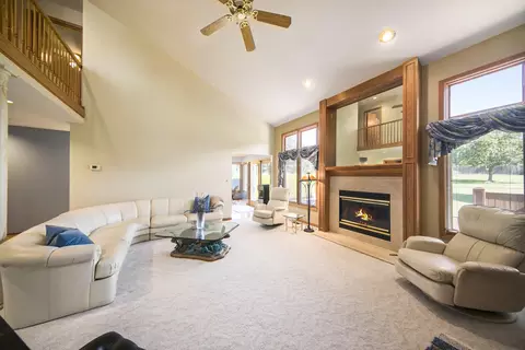 3202 Golfview Dr, Saline, MI 48176 photo 5