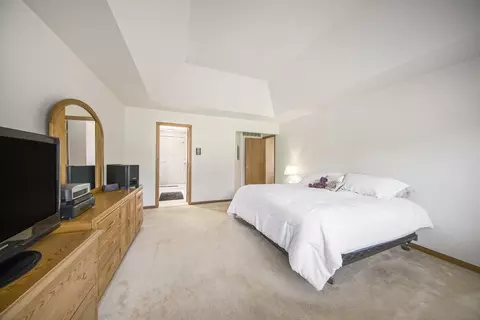 3202 Golfview Dr, Saline, MI 48176 photo 21
