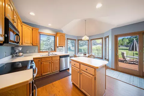 3202 Golfview Dr, Saline, MI 48176 photo 10