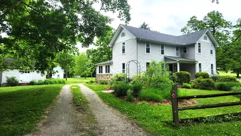 5575 Dexter Townhall Rd, Dexter, MI 48130