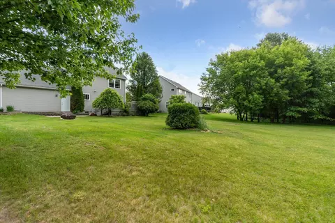 737 Dewars St, Howell, MI 48843 photo 40
