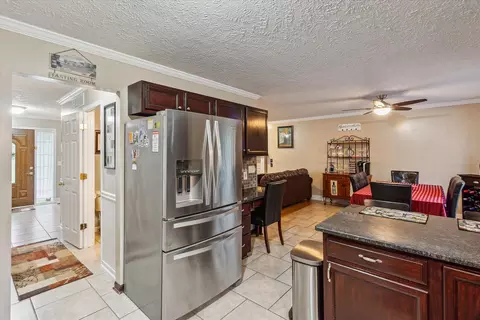737 Dewars St, Howell, MI 48843 photo 14