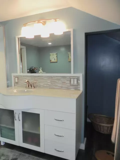 Bath - 19882 Roys Rd, Constantine, MI 49042 photo 11 of 11