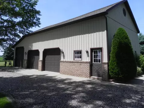 Exterior - 19882 Roys Rd, Constantine, MI 49042 photo 6 of 40
