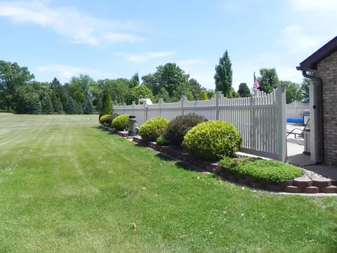 Exterior - 19882 Roys Rd, Constantine, MI 49042 photo 18 of 40