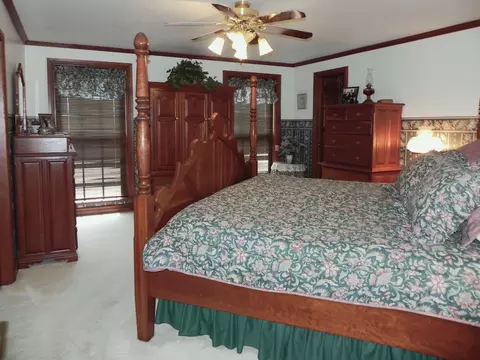 Bedroom - 19882 Roys Rd, Constantine, MI 49042 photo 2 of 7