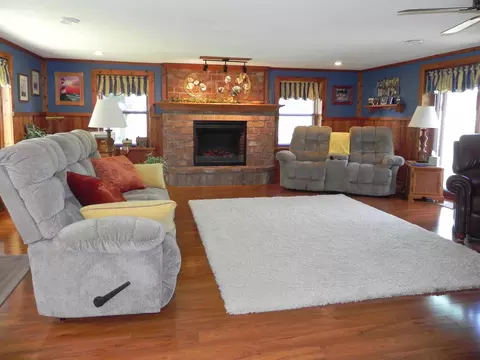 Living - 19882 Roys Rd, Constantine, MI 49042 photo 2 of 3