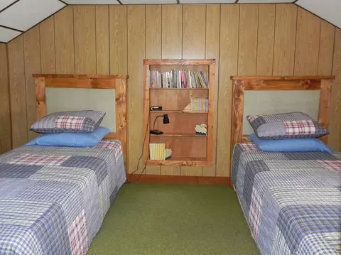 Bedroom - 19882 Roys Rd, Constantine, MI 49042 photo 4 of 7