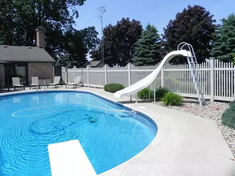 Exterior - 19882 Roys Rd, Constantine, MI 49042 photo 21 of 40