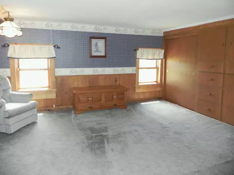 Bedroom - 19882 Roys Rd, Constantine, MI 49042 photo 3 of 7