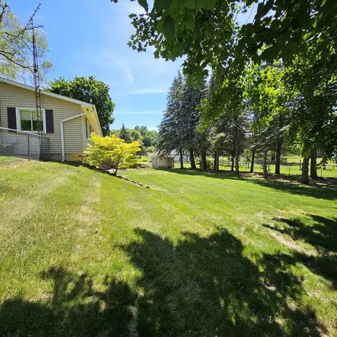 Exterior - 3670 Sargent Rd, Jackson, MI 49201 photo 17 of 23