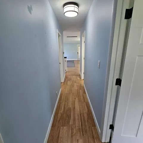 Entry Way - 3670 Sargent Rd, Jackson, MI 49201 photo 3 of 3