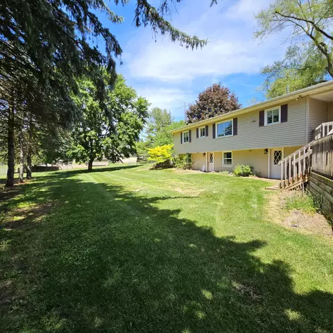 Exterior - 3670 Sargent Rd, Jackson, MI 49201 photo 14 of 23