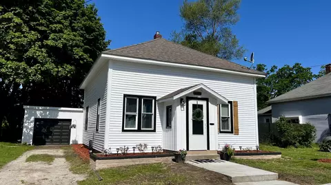 607 New William St, Ludington, MI 49431