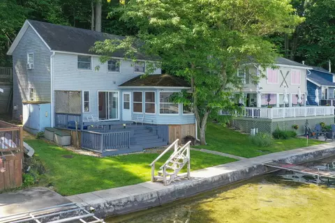 68584 Hill St, Sturgis, MI 49091