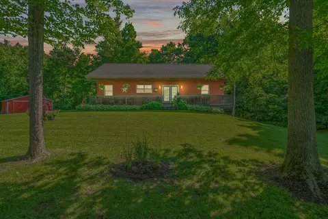 6965 Lake Pleasant Rd S, Osseo, MI 49266