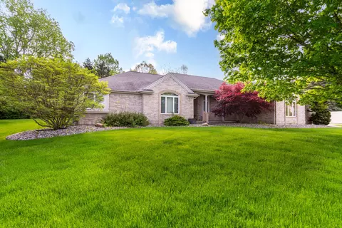 6500 Hickory Hollow Ct, Flint, MI 48532