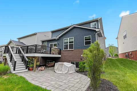 2907 Dillon Dr, Ann Arbor, MI 48105 photo 2