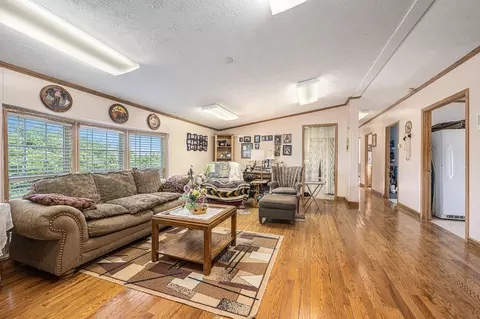 7066 Neff Rd, Edmore, MI 48829 photo 4