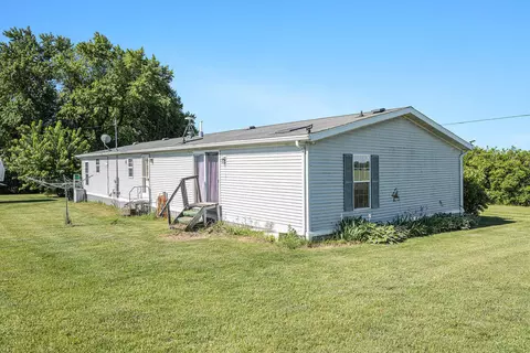 7066 Neff Rd, Edmore, MI 48829 photo 24