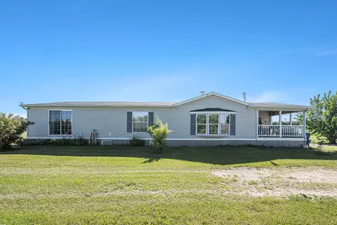 7066 Neff Rd, Edmore, MI 48829