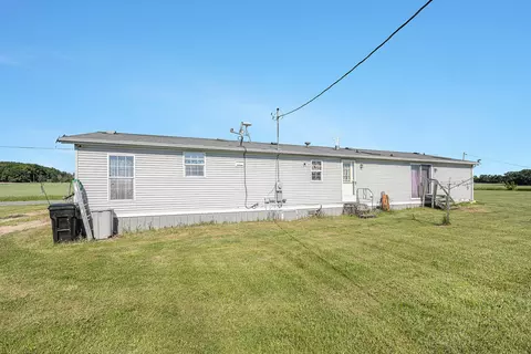 7066 Neff Rd, Edmore, MI 48829 photo 22