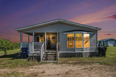 7066 Neff Rd, Edmore, MI 48829 photo 29