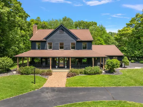 8436 Crestway Dr, Mattawan, MI 49071