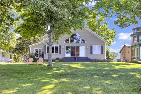 636 Dorbert Dr, Munith, MI 49259