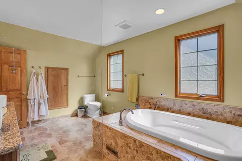 636 Dorbert Dr, Munith, MI 49259 photo 41
