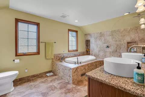 636 Dorbert Dr, Munith, MI 49259 photo 38