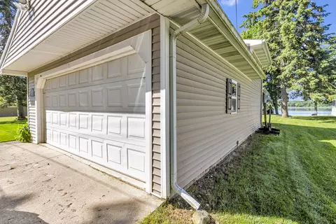 636 Dorbert Dr, Munith, MI 49259 photo 10
