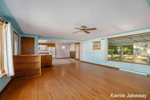 1030 S Pearl St, Belding, MI 48809 photo 14