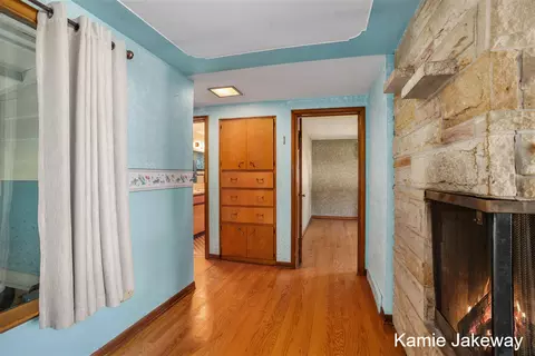 1030 S Pearl St, Belding, MI 48809 photo 16