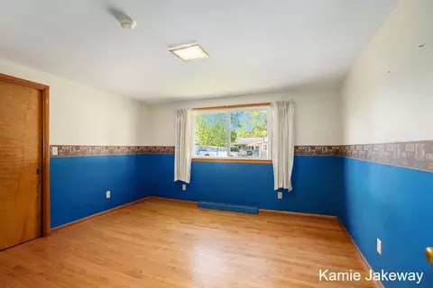 1030 S Pearl St, Belding, MI 48809 photo 23