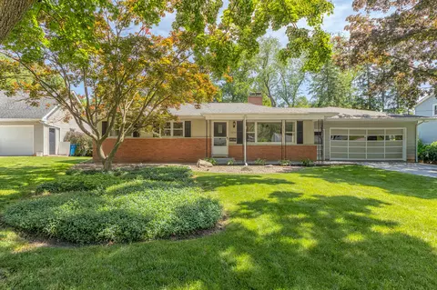 1230 Highgate Rd, Kalamazoo, MI 49006
