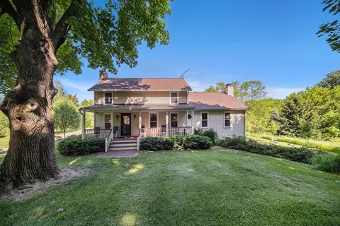 7447 Hashley Rd, Manchester, MI 48158