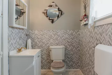 317 Hibbard Ave, Jackson, MI 49202 photo 12