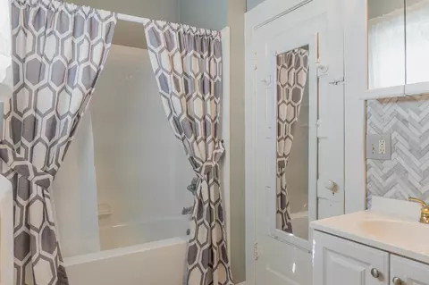 317 Hibbard Ave, Jackson, MI 49202 photo 13