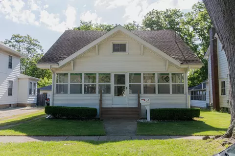 317 Hibbard Ave, Jackson, MI 49202 photo 2