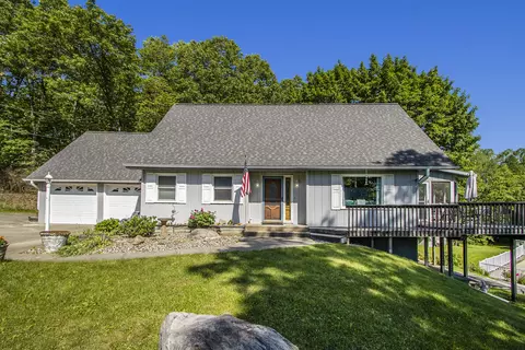 21505 Adams Rd, Battle Creek, MI 49017