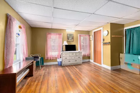 8563 Dorrell Rd, Jackson, MI 49201 photo 11