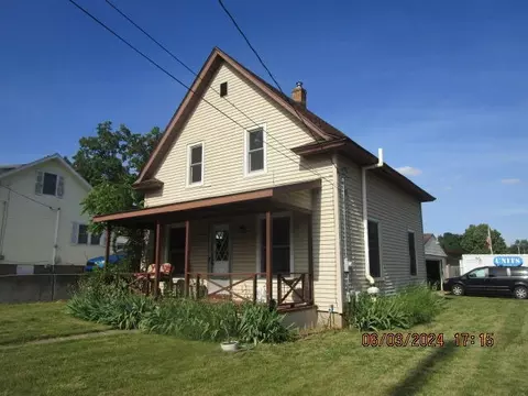 2986 Locke Ave SW, Grandville, MI 49418