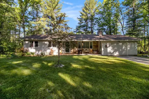 2136 W Bal San Dr, Baldwin, MI 49304