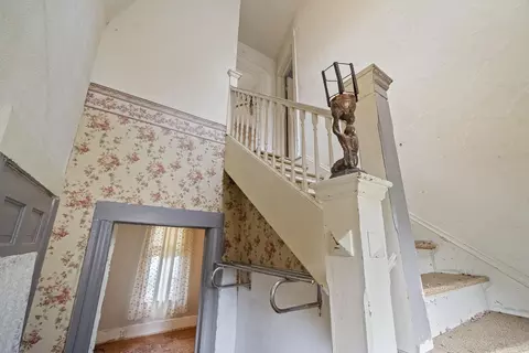 714 Randolph St, Jackson, MI 49203 photo 5