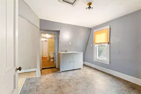 714 Randolph St, Jackson, MI 49203 photo 29
